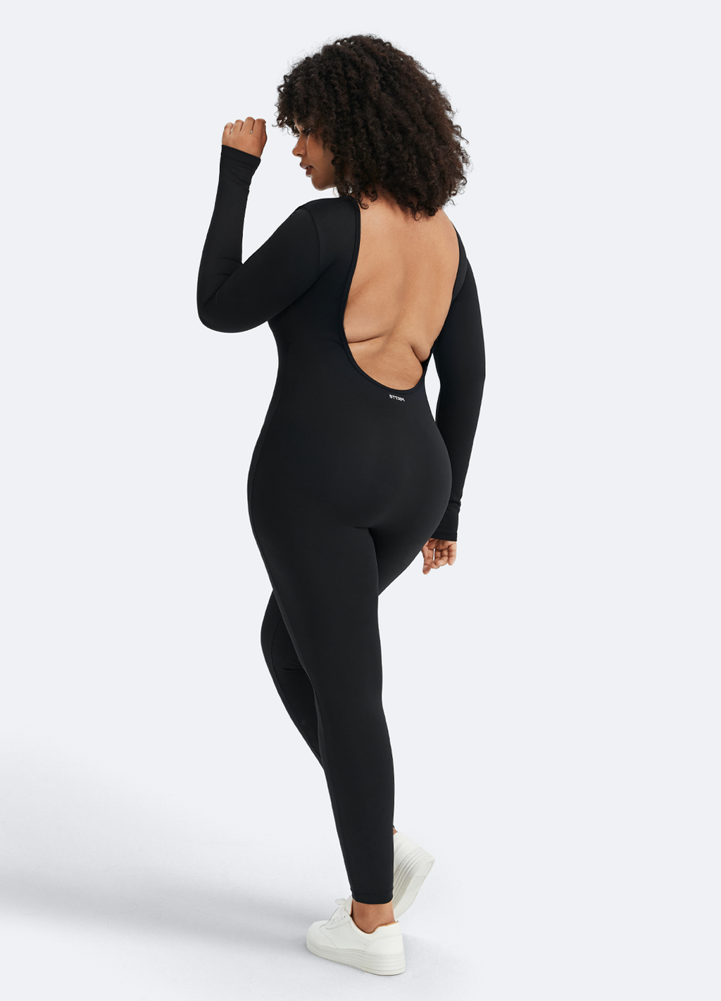 Jumpsuit med åpen rygg - Cellubyee Boutique