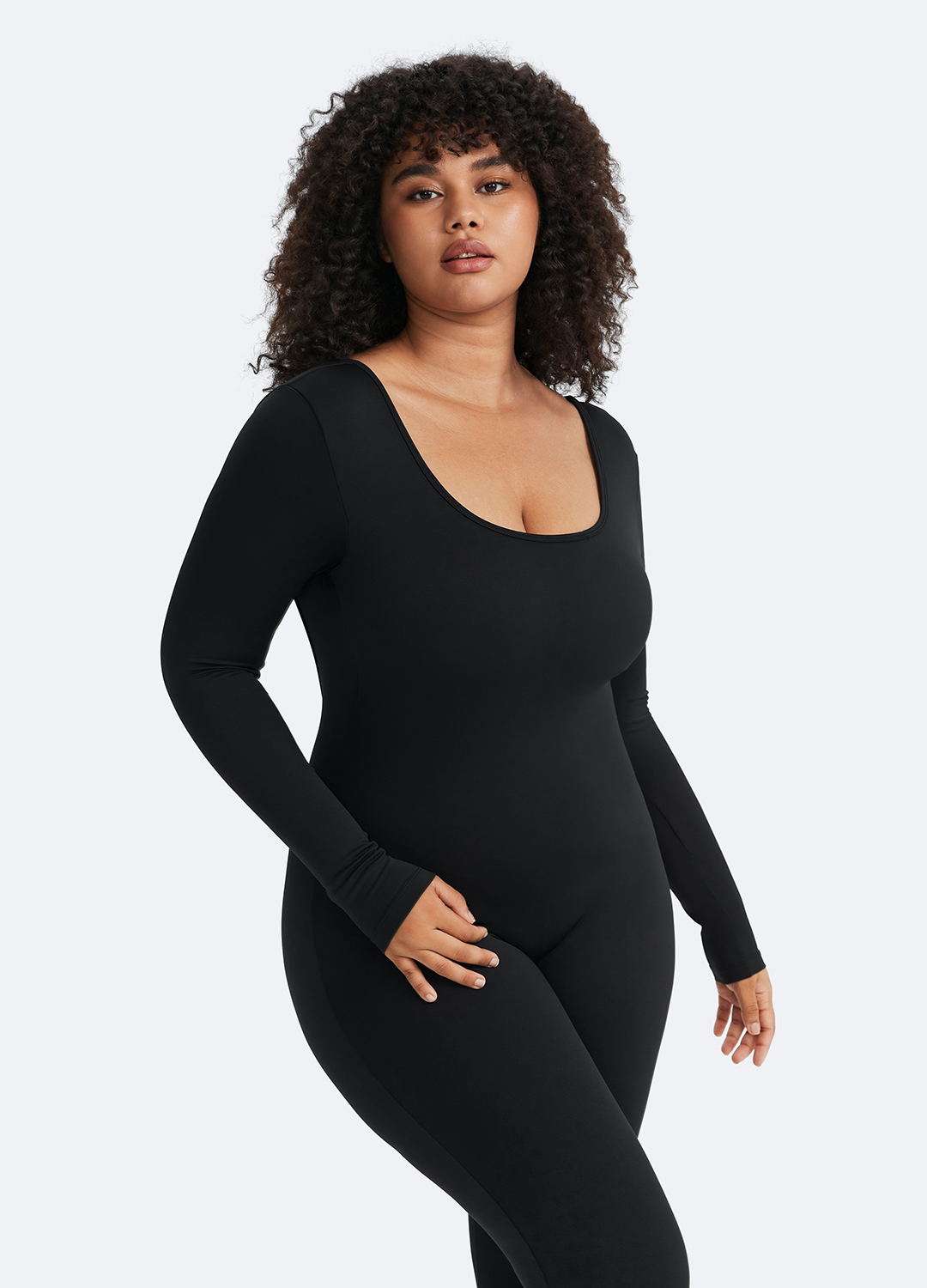 Jumpsuit med åpen rygg - Cellubyee Boutique