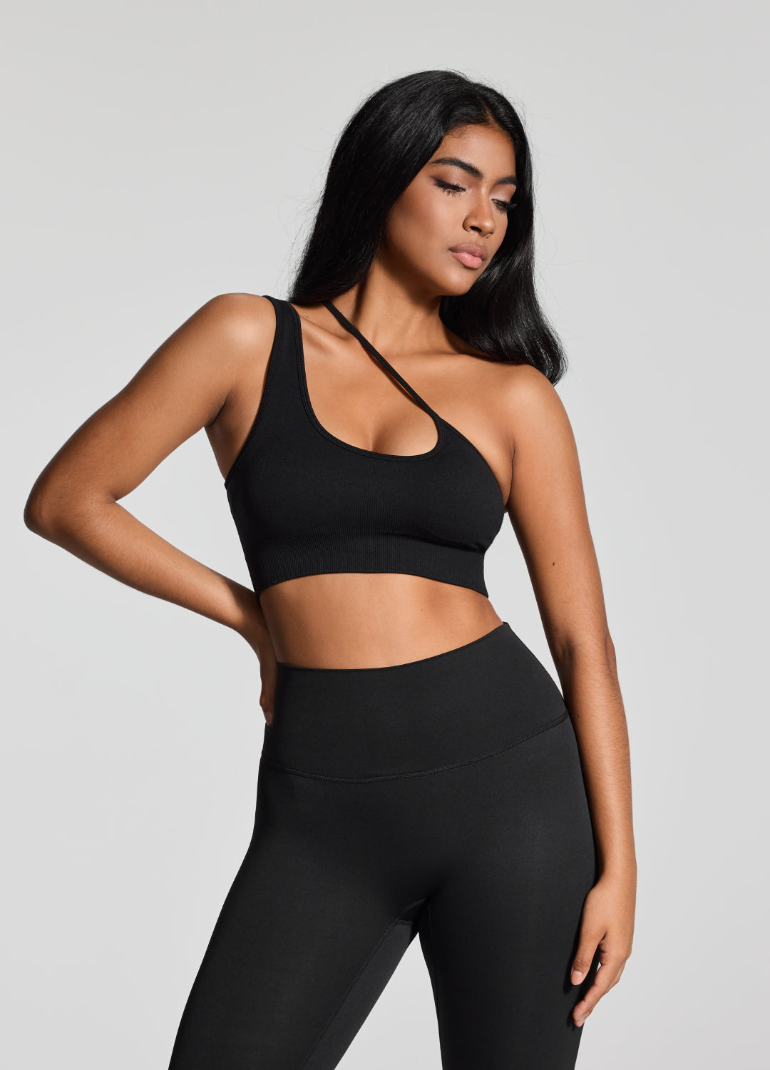Asymmetrisk sports-BH - Cellubyee Boutique